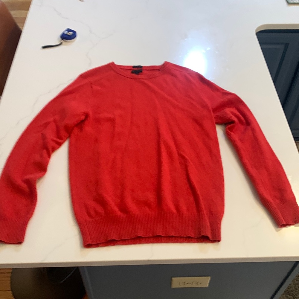 J Crew mens wool blend orange red sweater brand new- smoke free. Medium slim